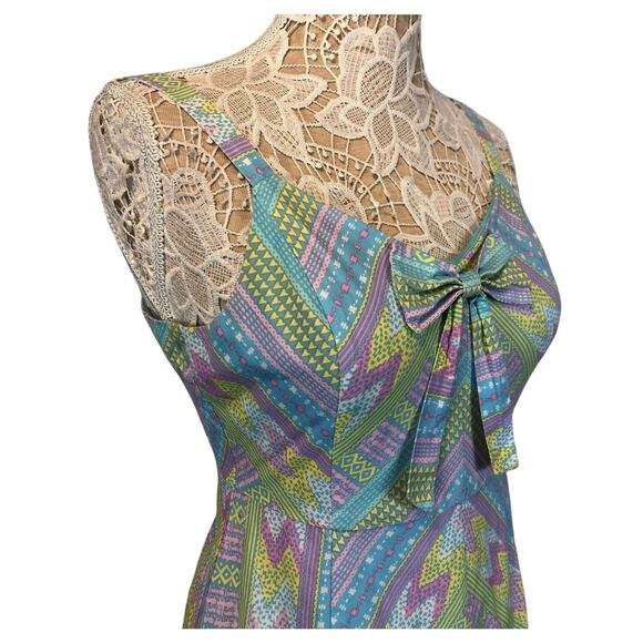 Modcloth fit and flare sleeveless dress blue, pink & green size medium - Picture 2 of 12